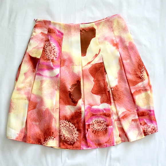New York & Company Dresses & Skirts - New York & Company Floral Skirt